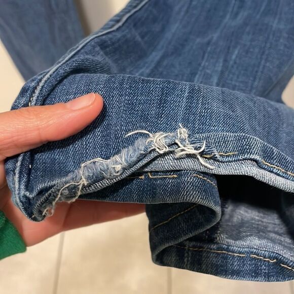 7 For All Mankind woman’s boot cut jeans - Picture 8 of 11